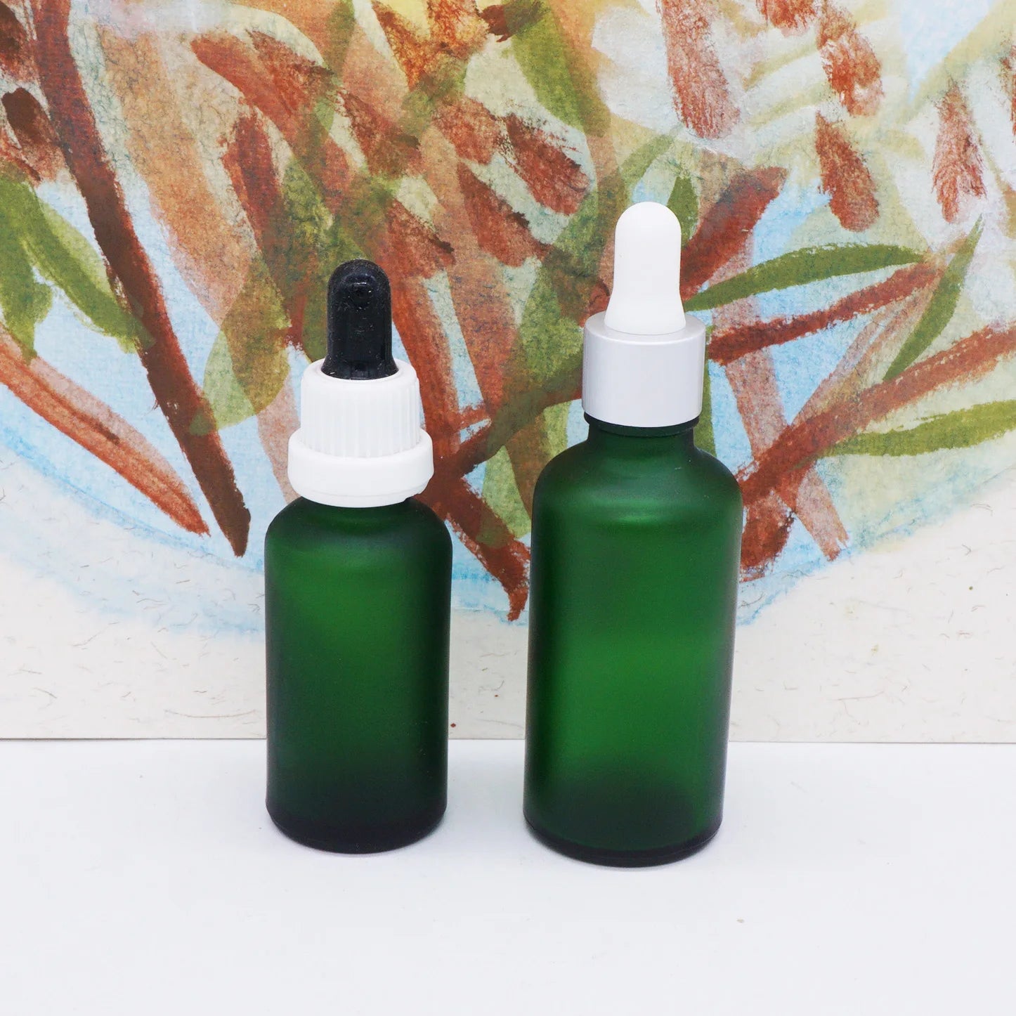 1oz Frosted Green Essential Oil Glass Dropper Bottle for Cosmetic Packaging