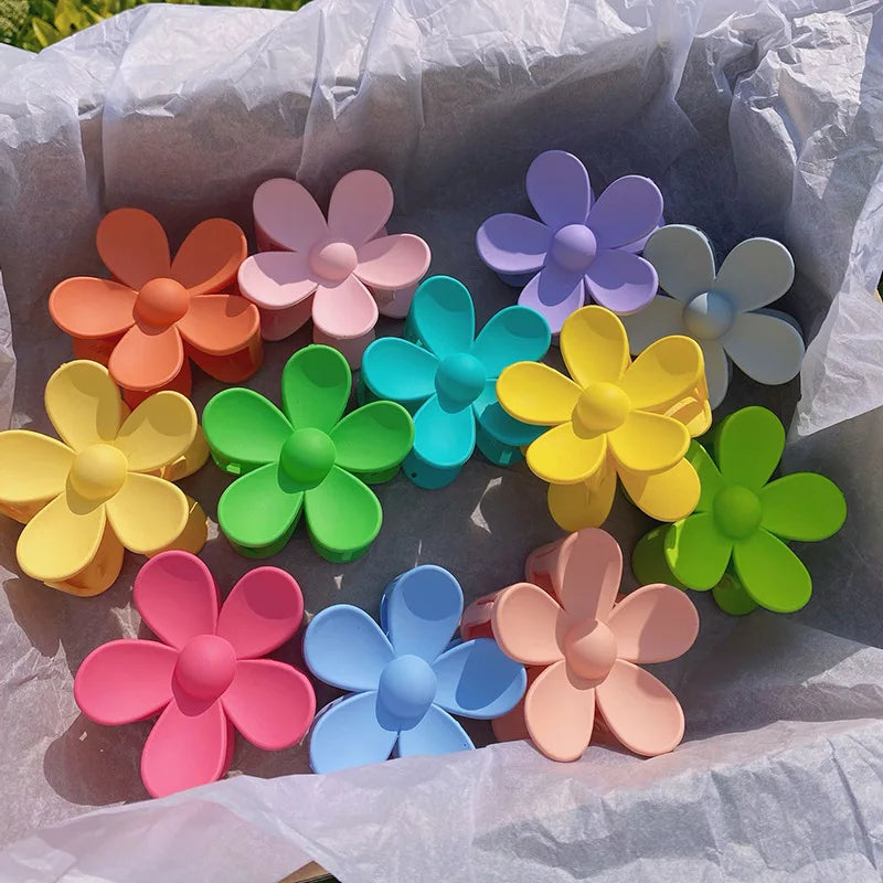 New Arrived Summer Colorful Ins Women Plain Color Hair Clip Accessories Plastic Big Size Daisy Flower Hair Claw