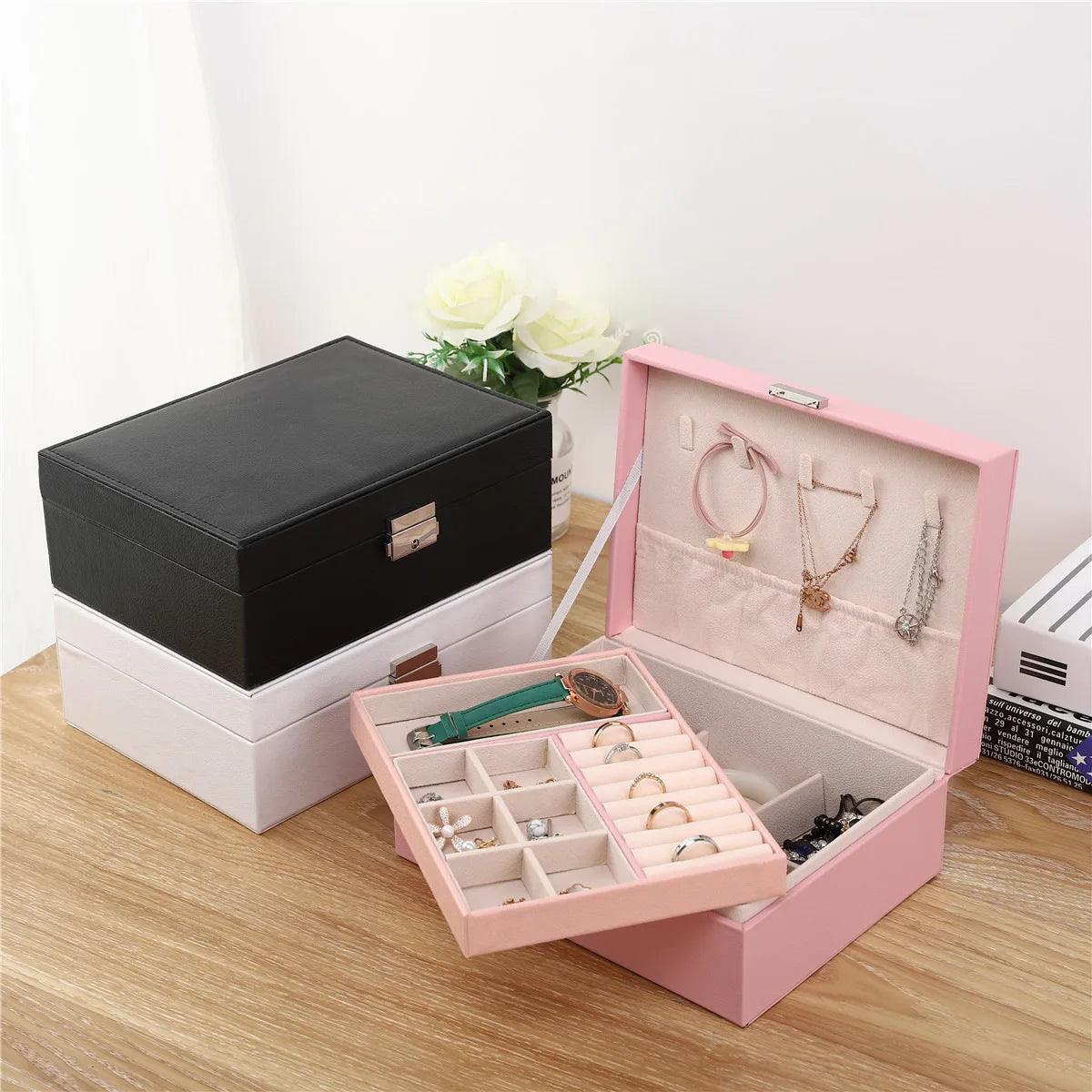 Portable Custom Logo Leather Velvet Jewelry Case with Logo Storage Packaging Box for Rings and Necklaces Travel-Friendly