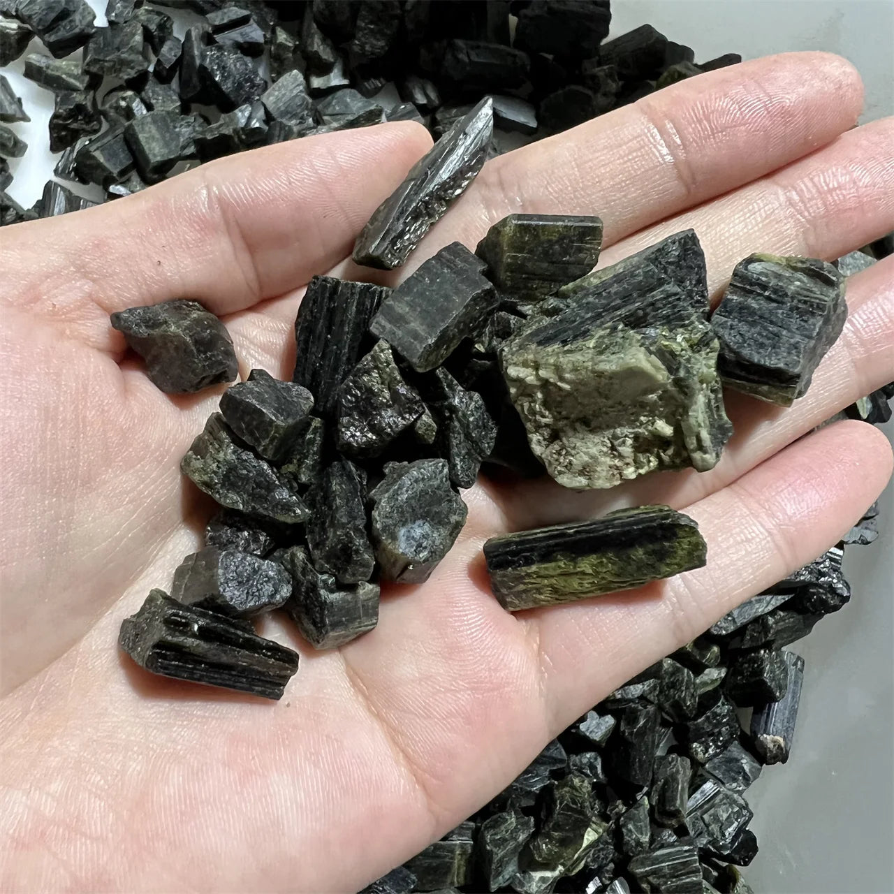 Wholesale Bulk Natural Crystal Raw Stone Green Tourmaline Rough
