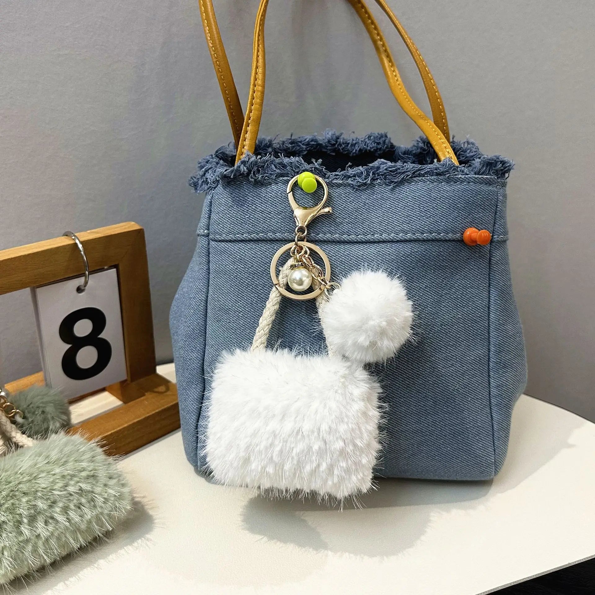 Pearl Pom Pom Pendant Backpack Hanging Plush Keychains Pompom Handbags Shape Wallet Charm Key Chains