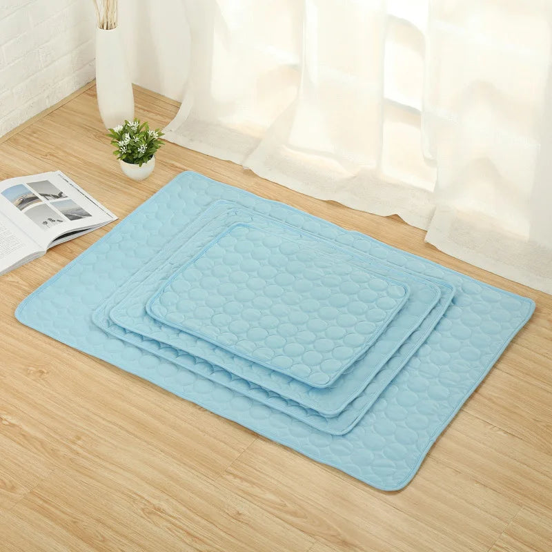 Solid Cooling Dog Pad Outdoor Use Fiber Carpet Feeding Place Travel Training Sleeping Ice Bed Seat for Dogs Pet Cooling Mat