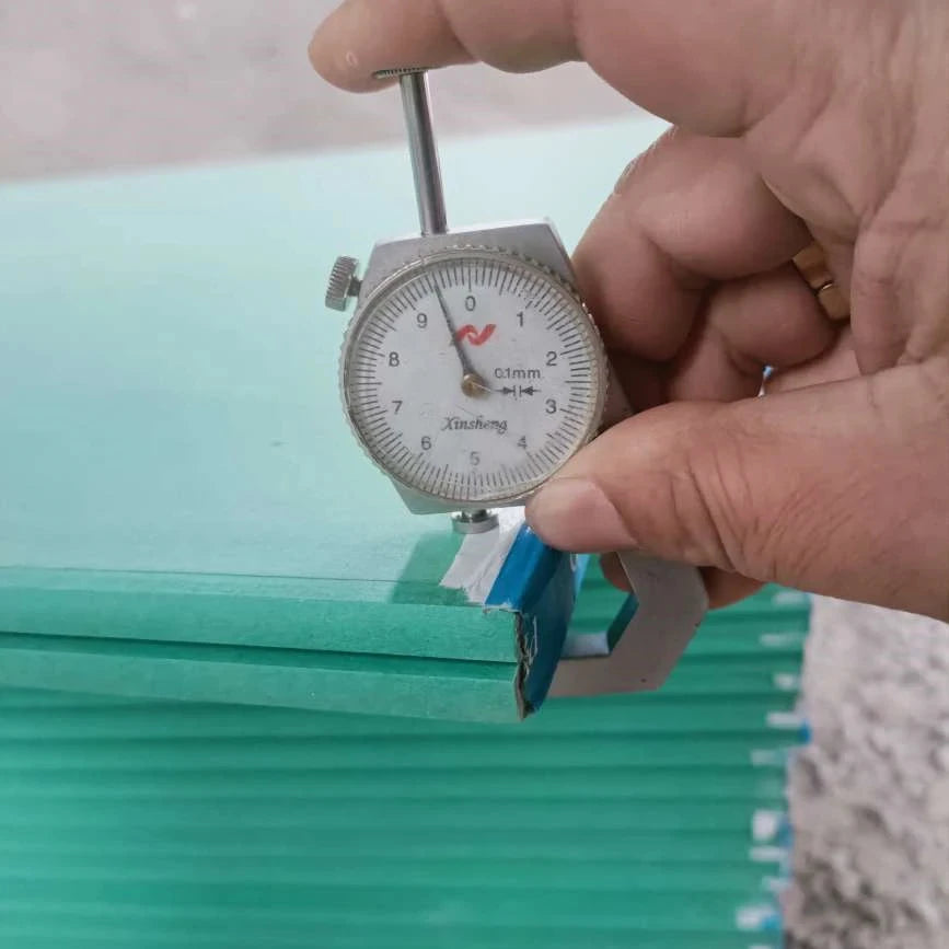 Consmos 9mm 9.5mm 12mm Green Color Waterproof Plaster Board Gypsum Board for Celling