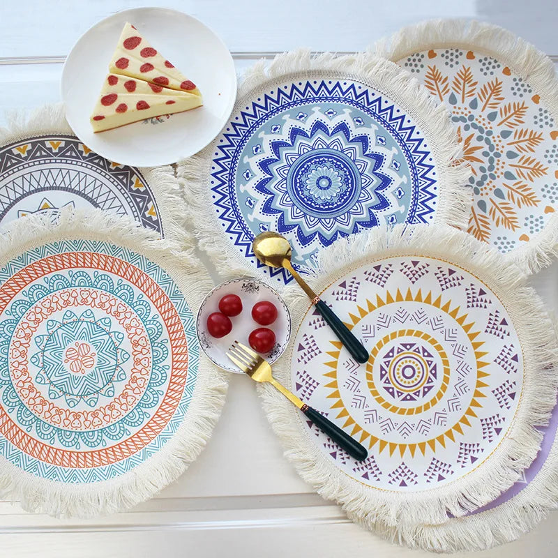 Wholesale Macrame Boho round Placemat Heat Proof Cotton Linen Dining Table Mat Farmhouse Table Decoration in Carton Packaging