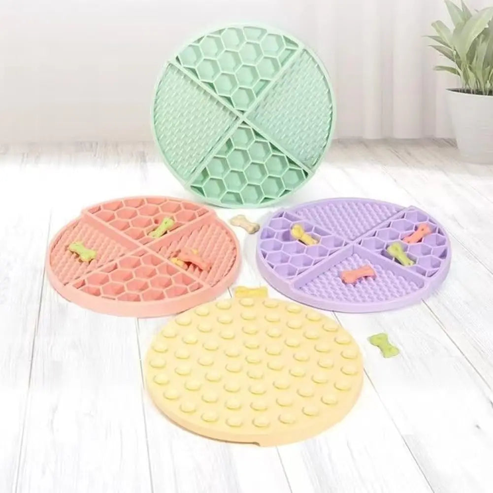 Customized Eco-Friendly Silicone Waterproof Dog Lick Mats Rounded Bowl Animal Print 4 Colors Dogs Cats Food Feeding 21x21cm