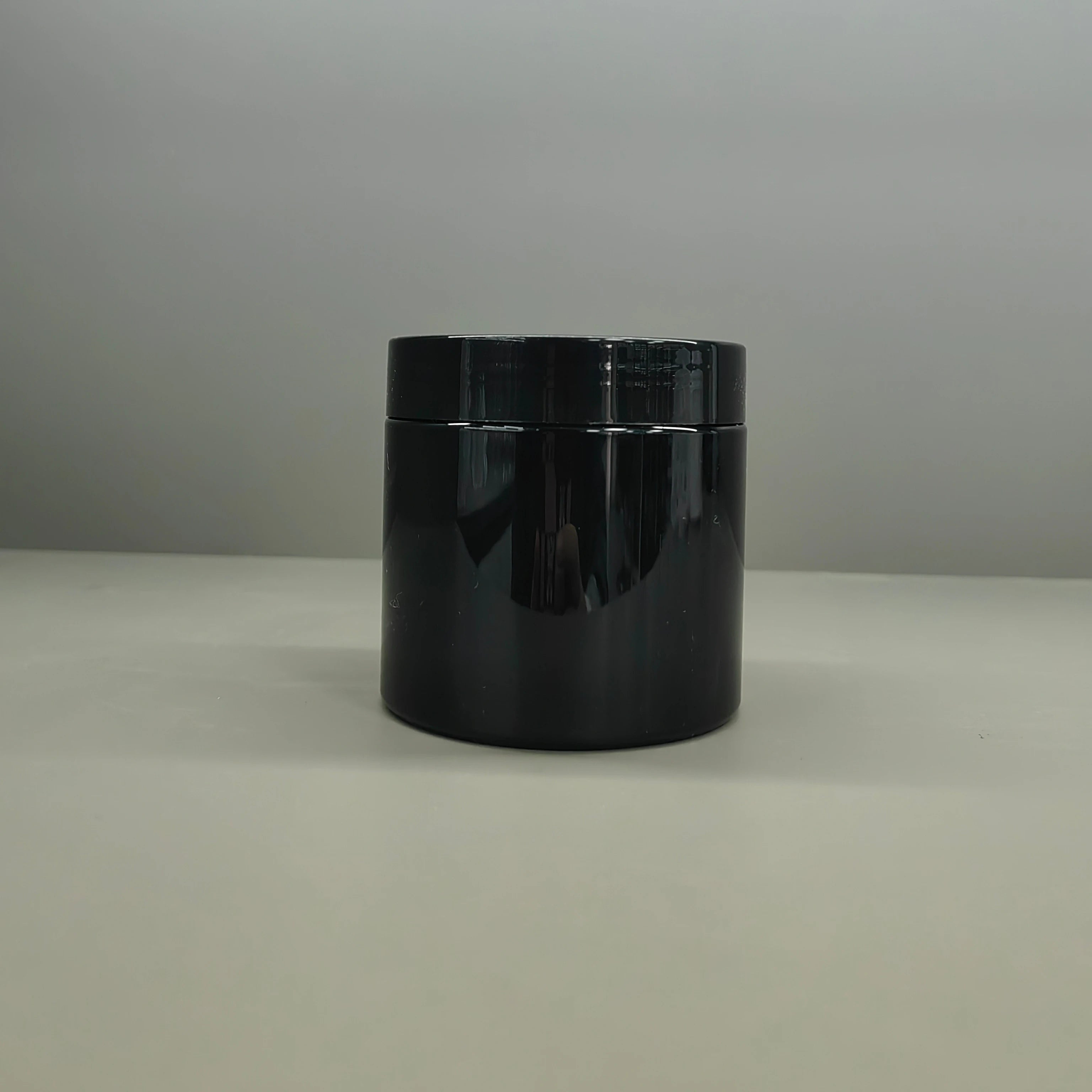 Wholesale Cosmetic Packaging Skin Care 500g 16oz Round Black Clear White Plastic Jars with Black Lids