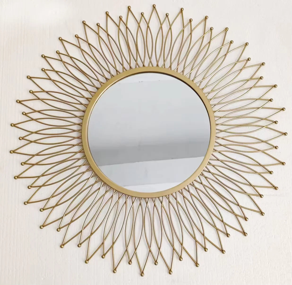 80cm Novel Design Modern Large Decorative Wall Mirrors Metal Art  Indoor Decor Gold Metal Frame Big Wall Mirrors for Living Room