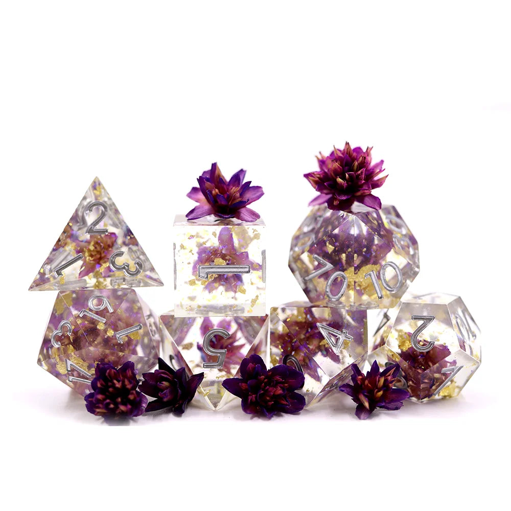 Hot Sale 7pcs Polyhedral Dice Set 16mm Sharp Edge Flower with Purple Inclusions Customizable DND Made From Resin