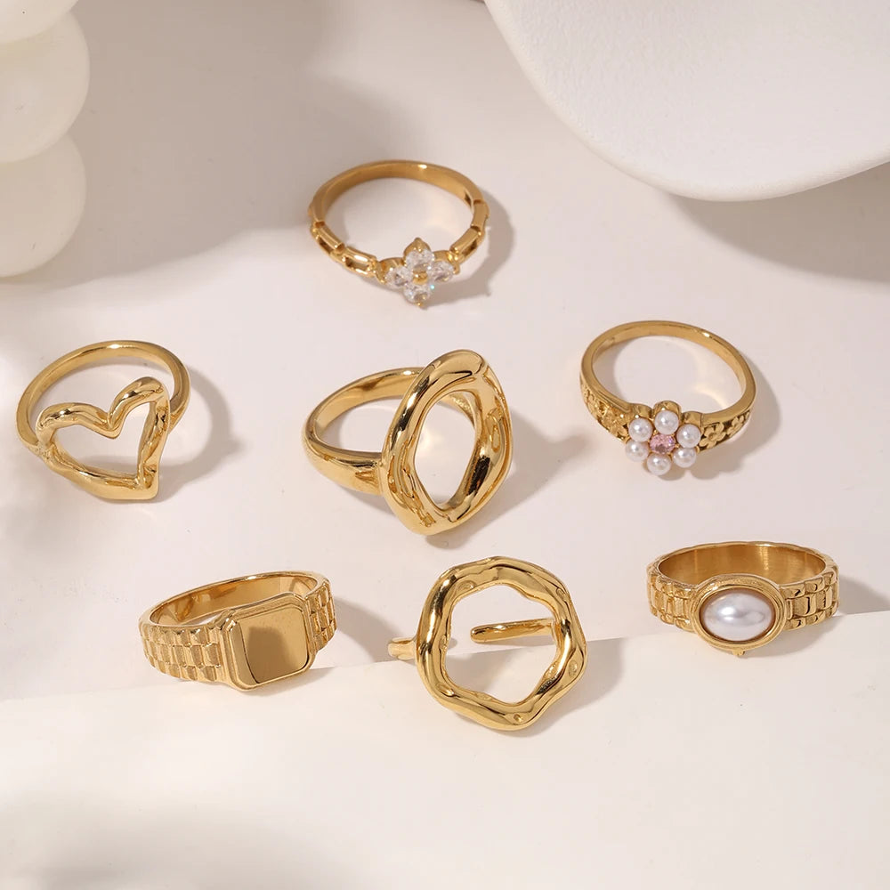 Women's Stainless Steel Link Ring Zircon Inlaid Gold Plated Flower Shape Corrosion Resistance & Rustproof Anniversary Gift Ring