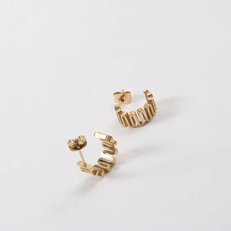 Fenny 18K Gold-plated Wholesale High Quality Fashion Personality Wavy C-shaped Hoop Stainless Steel Earring for Women