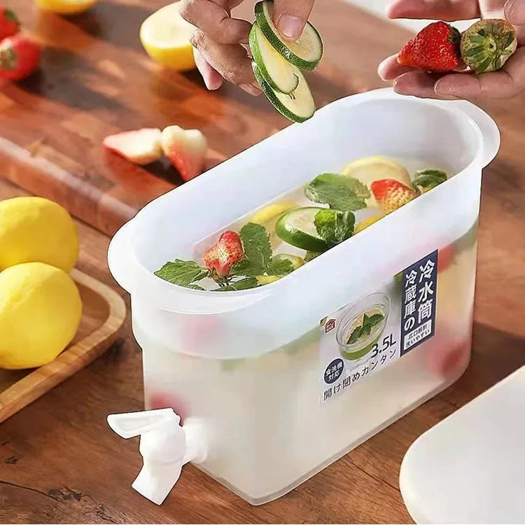 3L Refrigerator Ice Water Beverage Dispenser Cold Water Kettle with Faucet Large Capacity Plastic Beverage Pot