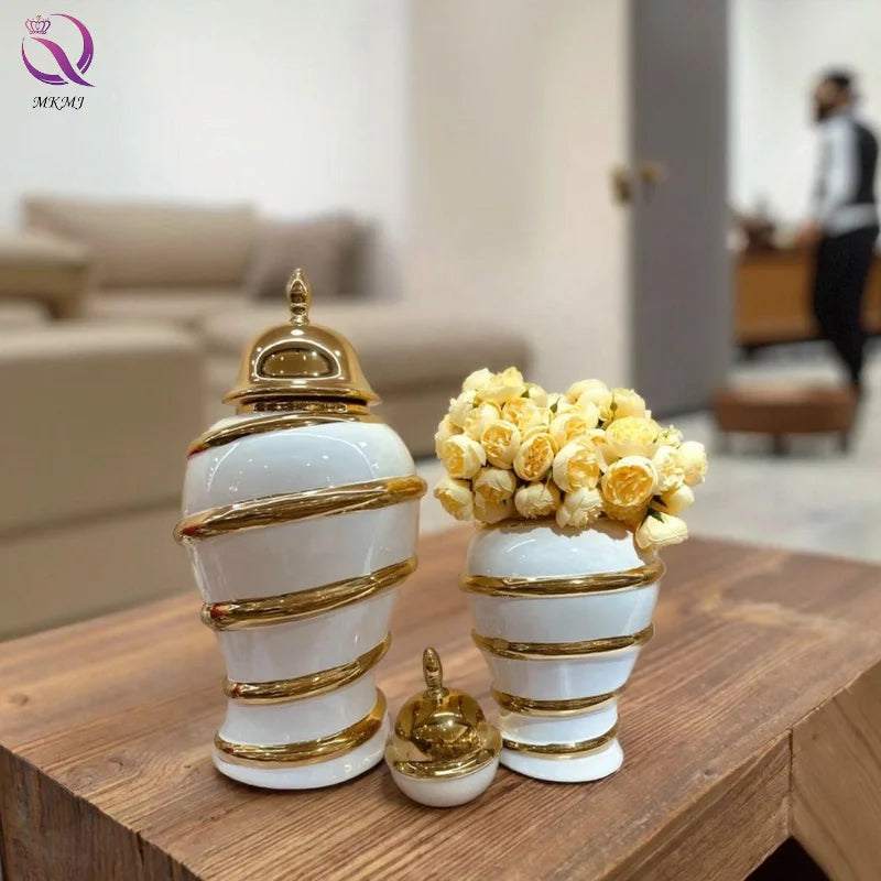 Factory Supply European Electroplated Gold Ceramic Ginger Jar Table Vase With Lid Decoration Light Luxury Porch Decoration