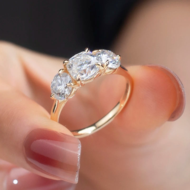 Moissanite Jewelry 18K 14K 10K 925 Silver Three Stone Gold Moissanite Ring