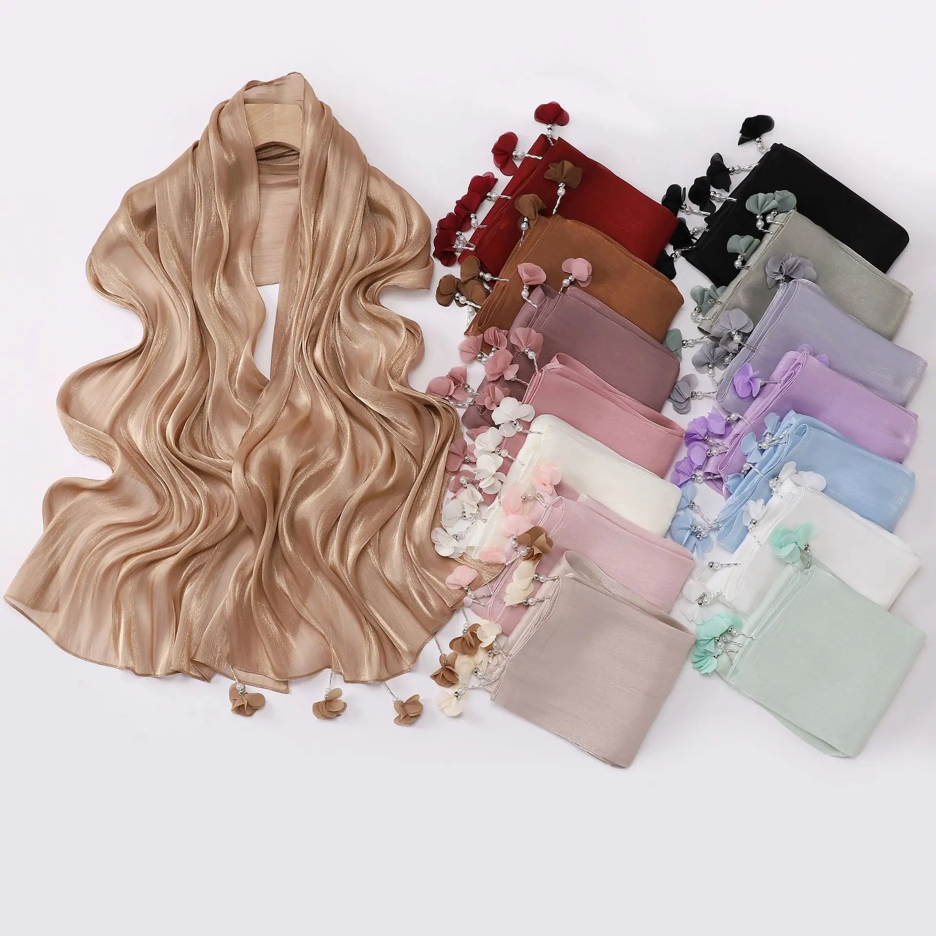 Sharut Wholesale OEM Glimmer Satin Silk Crinkle Shawl Glitter Semalam Selene Breathable Muslim Women Scarf Hijab with Flower