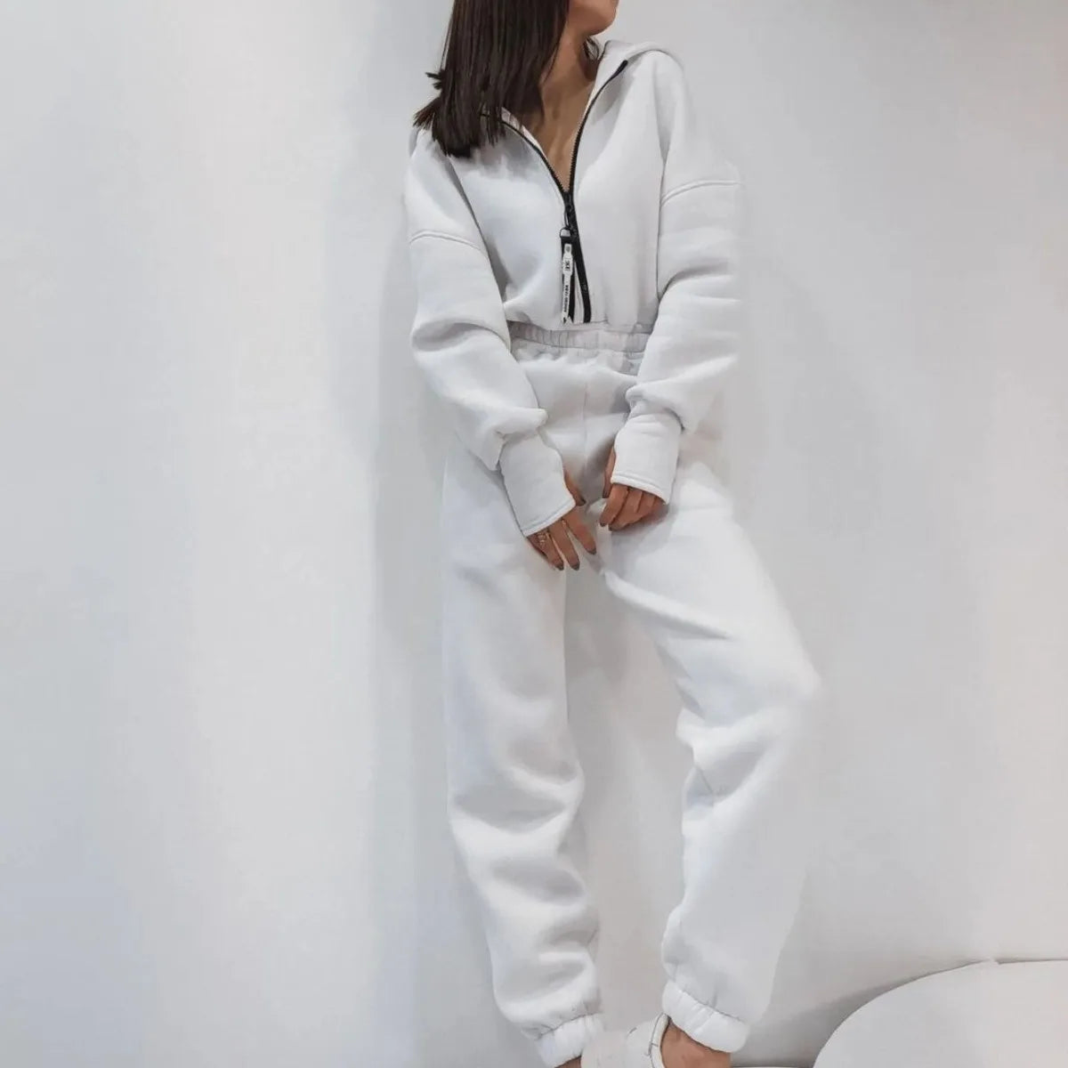 Women's Loose-Fit Athleisure One-Piece Jumpsuit for Women for New Design  With Hooded Zipper Waist Solid