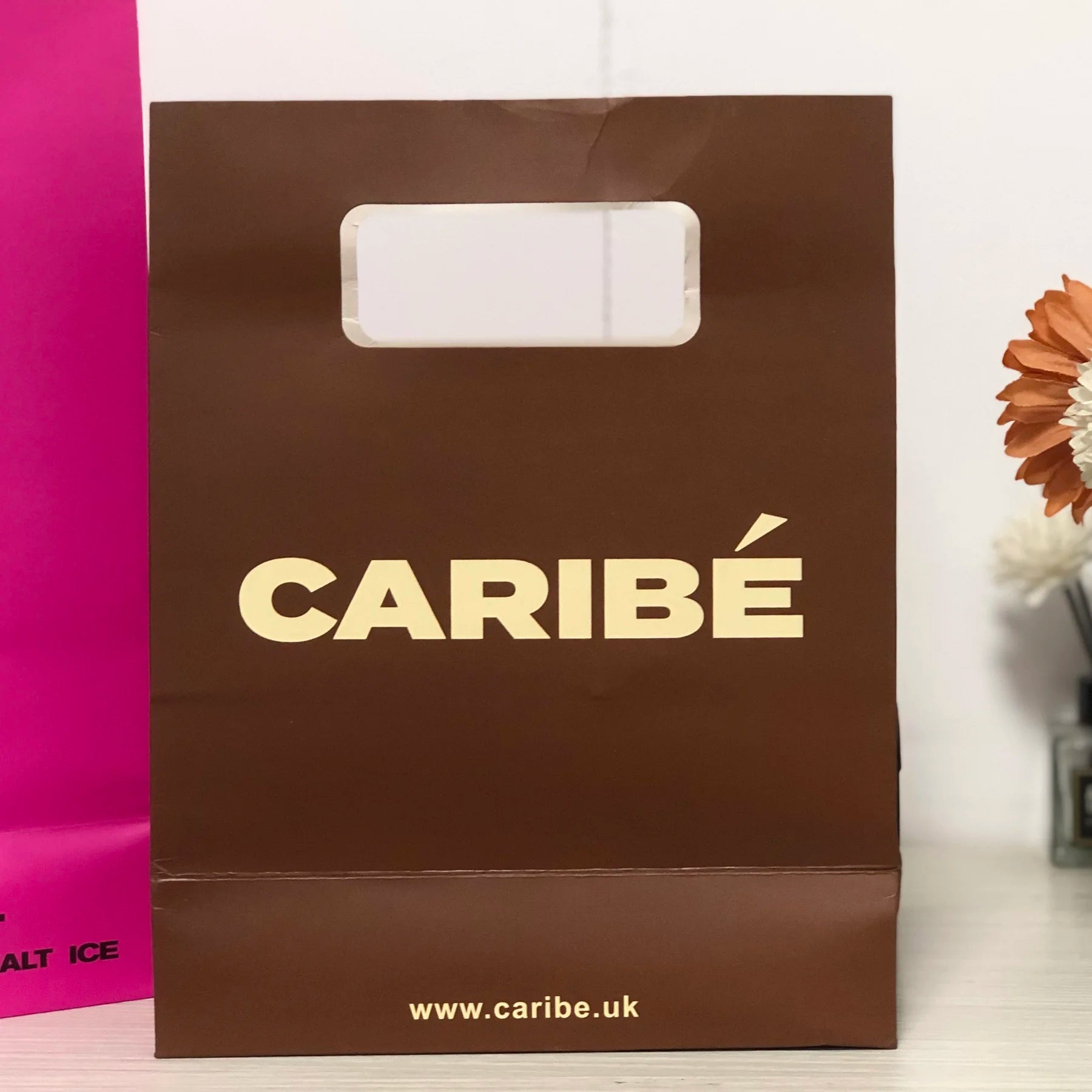 Luxury Logo Printed Bag Eco-Friendly White Brown Printing Matt Finish Paper Shopping Bag