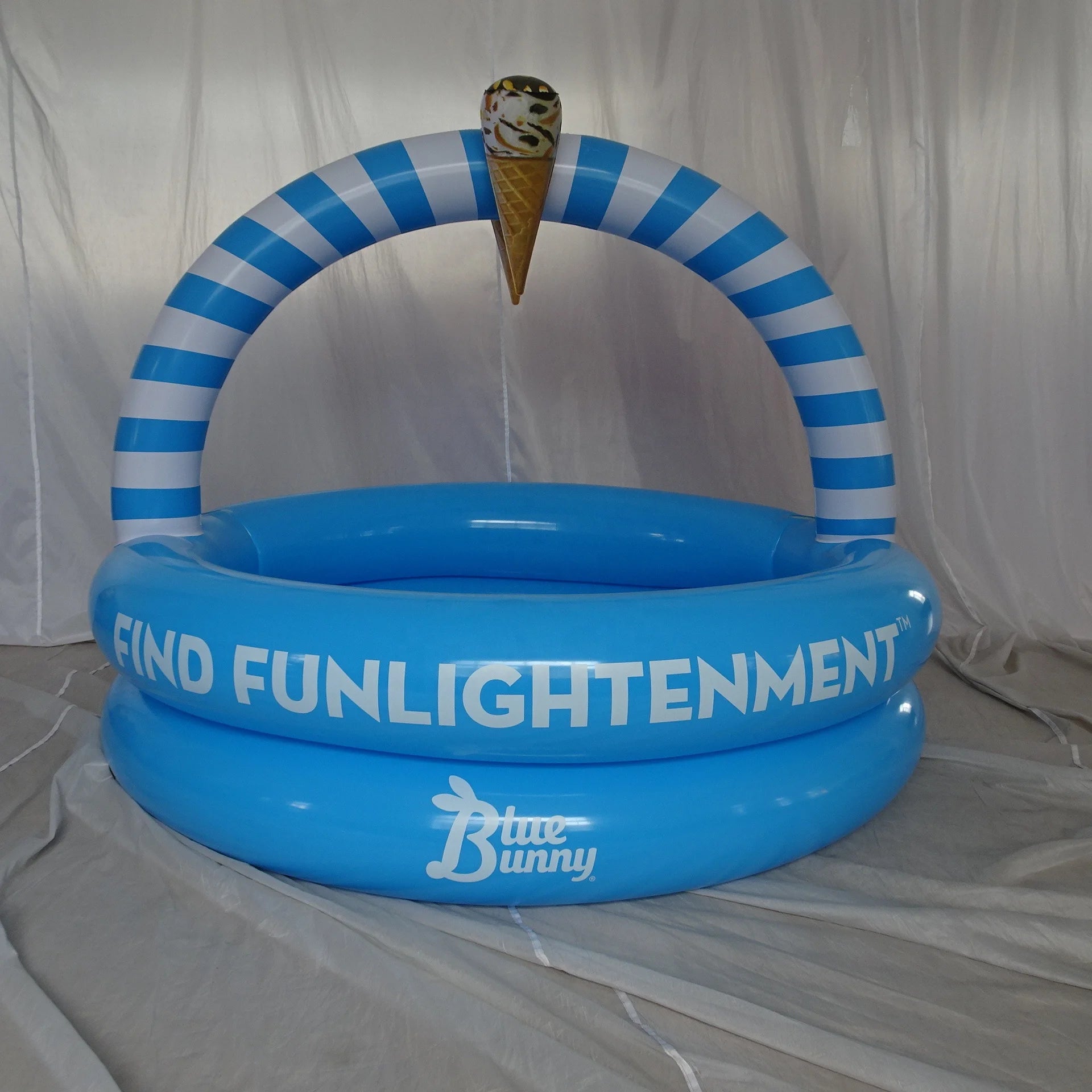 Waterhan Custom Advertising Promotion Ice Milk Cone Stick Inflatable Arch Pool Kids Water Play Indoor Outdoor PVC Material