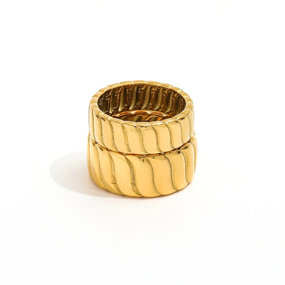 Non Tarnish & Waterproof Chunky Stainless Steel Ring for Women 18K Gold Plated Fashion Jewelry