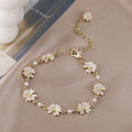Fashion Jewelry Sweet White Flowers Bracelets Pearl Metal Minimalist Adjustable Bracelet for Women