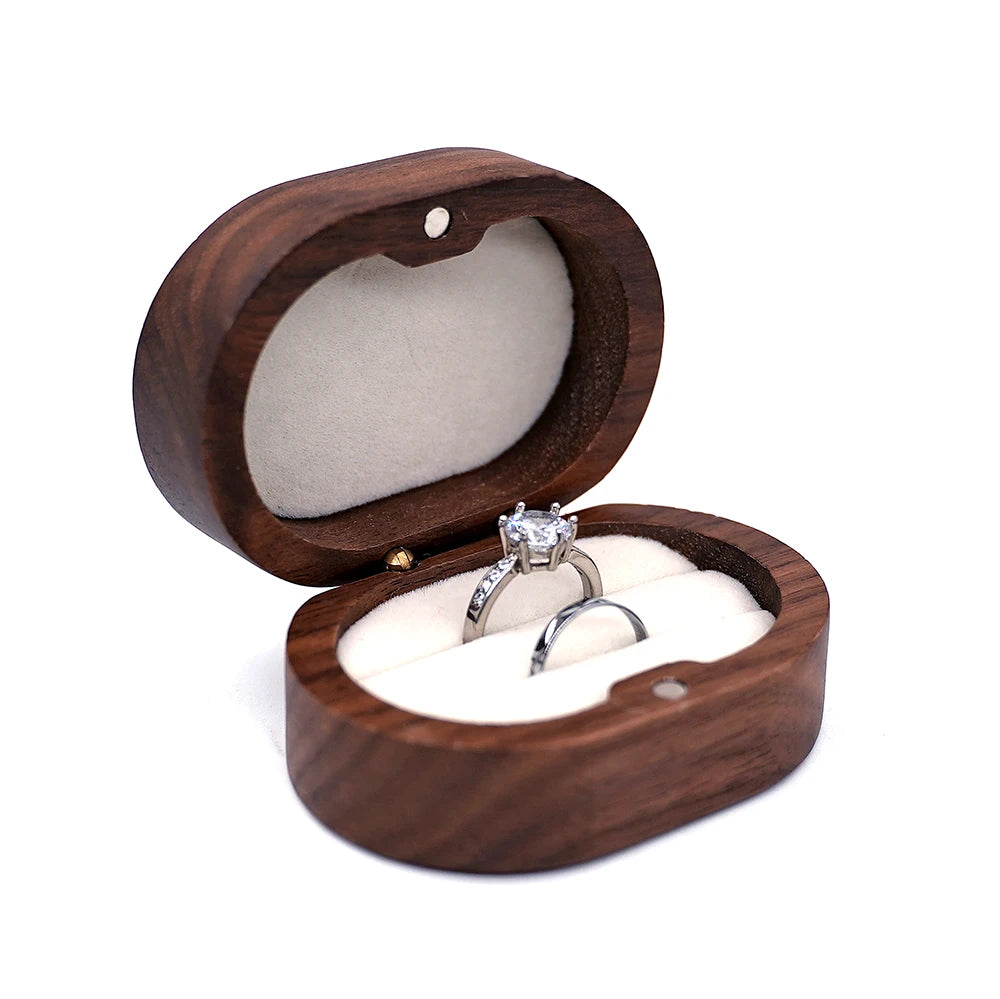 Wholesale Fancy RB509 Natural Black Walnut Oval Wood Magnetic Snap Ring Box 70x50x35mm for Jewelry Storage