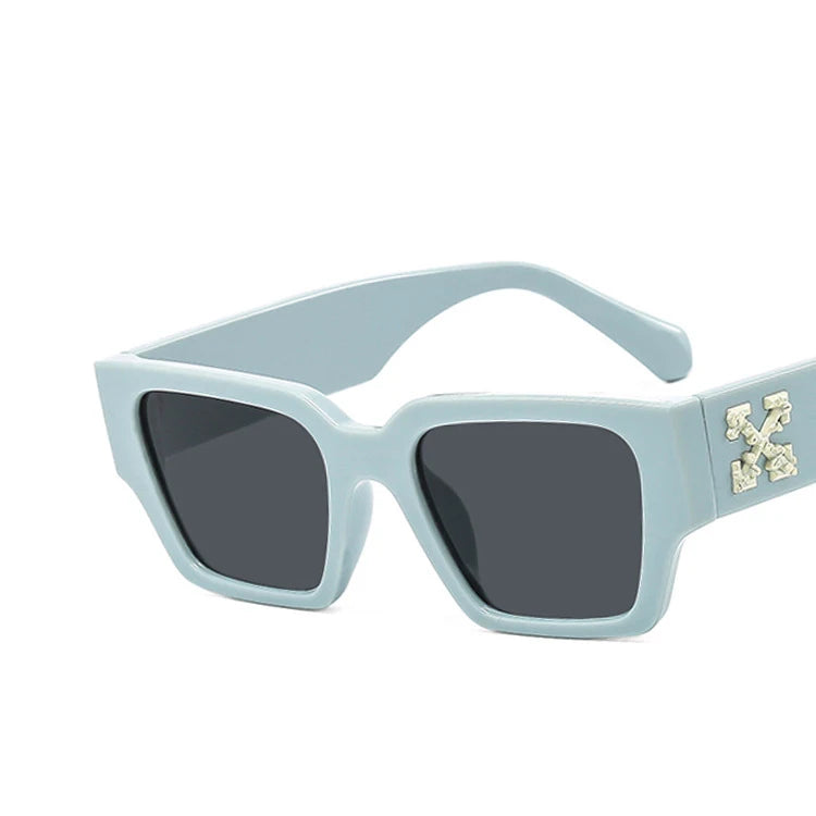 Latest Designer Square Sunglasses for Women Vintage Oversized UV400 Protection Flat Lens PC Frame