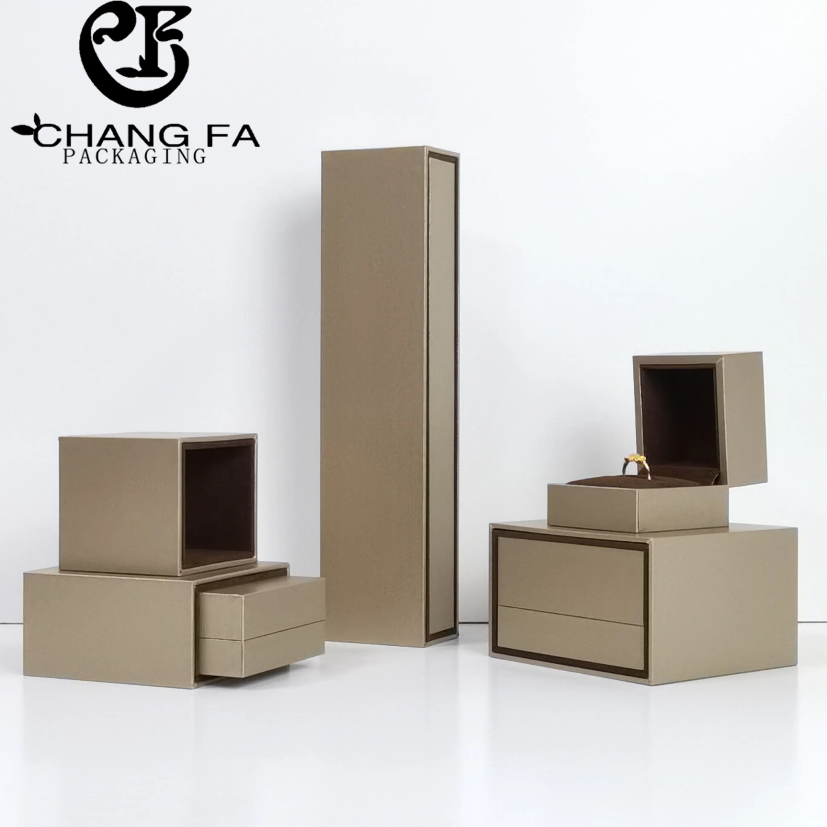 Different Color Jewelry Necklace Gift Box Custom Logo Cardboard Paper Fashion Luxury Branded Jewelry Gift Boxes Packing
