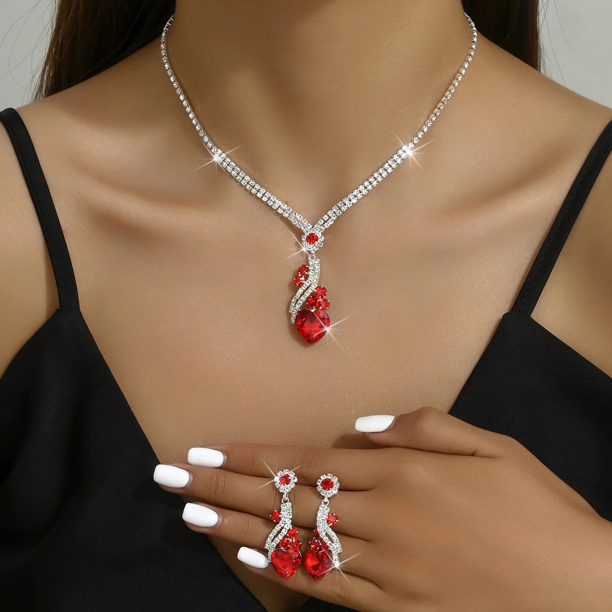 Cross-border  Hot Sale Bridal High-end All-match Crystal Heart Clavicle Chain Earrings Jewelry Set