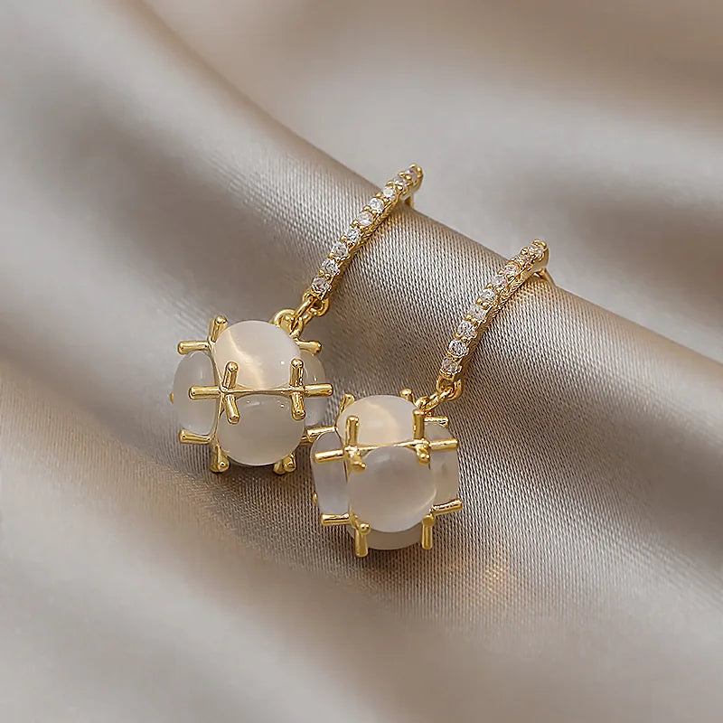 2021 New Arrival Cat Eye Drop Earings Opal Grapes Hook Earrings for Women