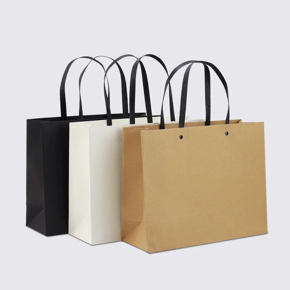 Solid Color Kraft Paper Bag With Rivets for Clothing Gifts Shopping Corporate Advertising Accessory Shoes Packaging