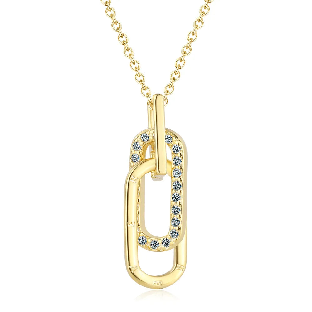 Elegant Gold-Plated Geometric Diamond Letter Pendant Necklace Trendy Interlocking Oval Design for Women for Party Christian