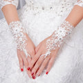 GENYA Lace White Wedding Mittens Crystal Tulle Fingerless Bridal Mitten Wrist Cuff Women Flower Short Mitten for Bride