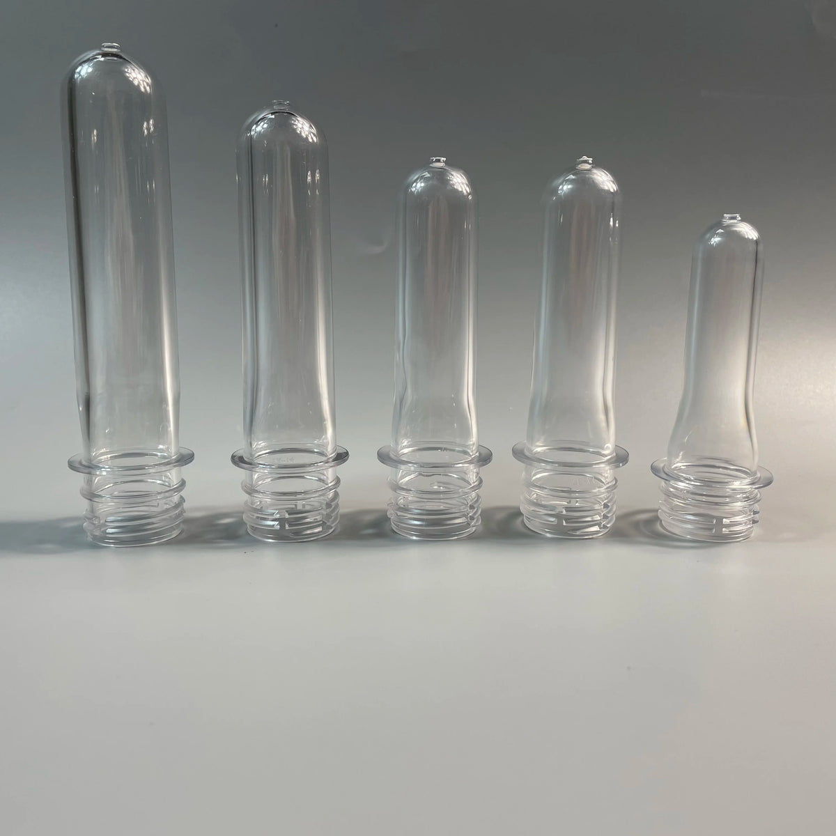 Preform Suppliers 28mm PCO 1810 14g 22g 25g 36g 38g Plastic Pet Preform Blowing Beverage Water Bottle
