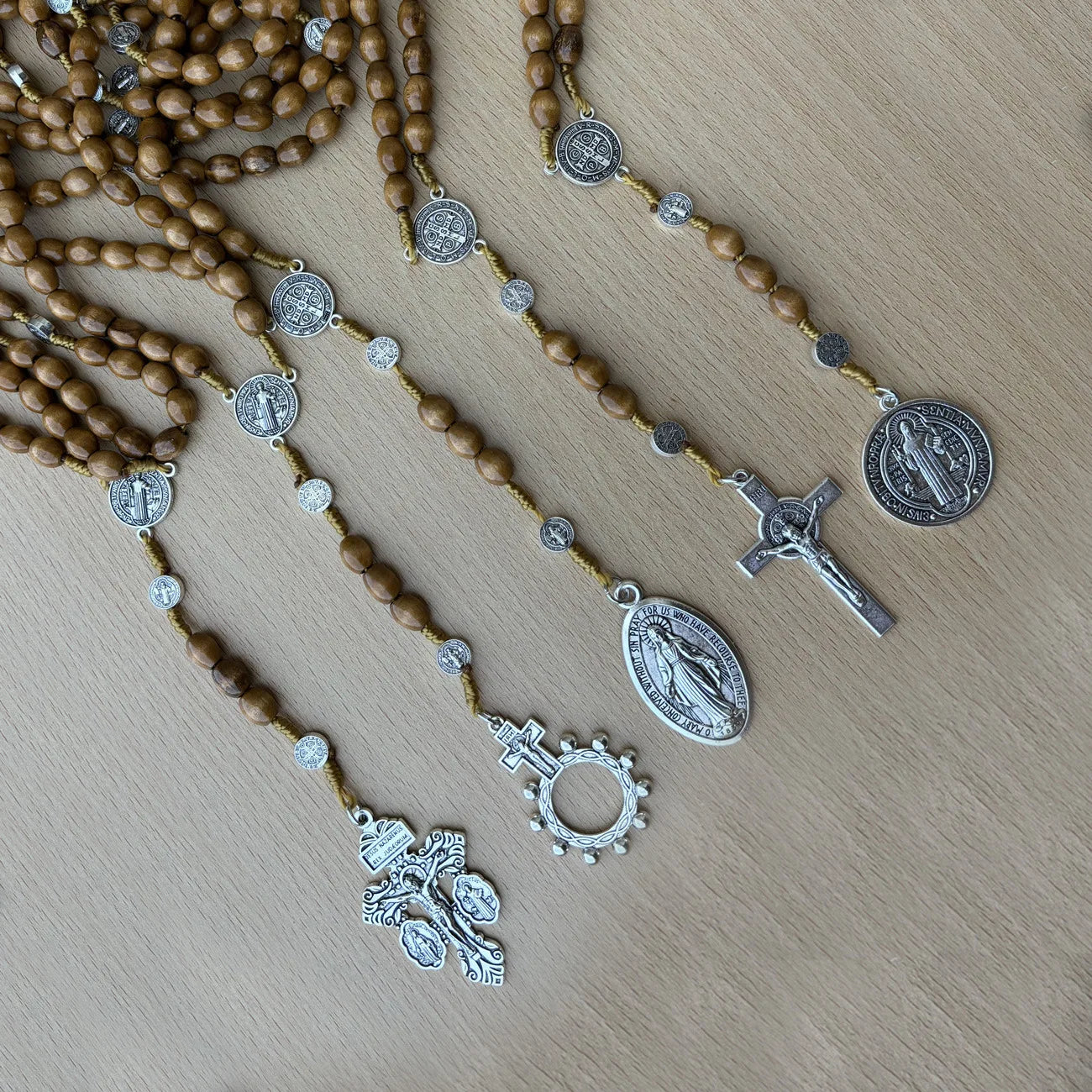 Cross Rosary Necklace St. Benedict Our Lady 8*10mm Wooden Beads Absolution Prayer Church Jewelry Wholesale