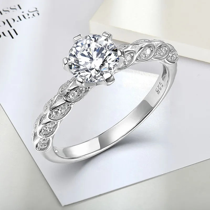 2025 Latest Design Moissanite Ring Silver S925 1Ct 6.5Mm Round Moissanite Wedding Engagement Rings