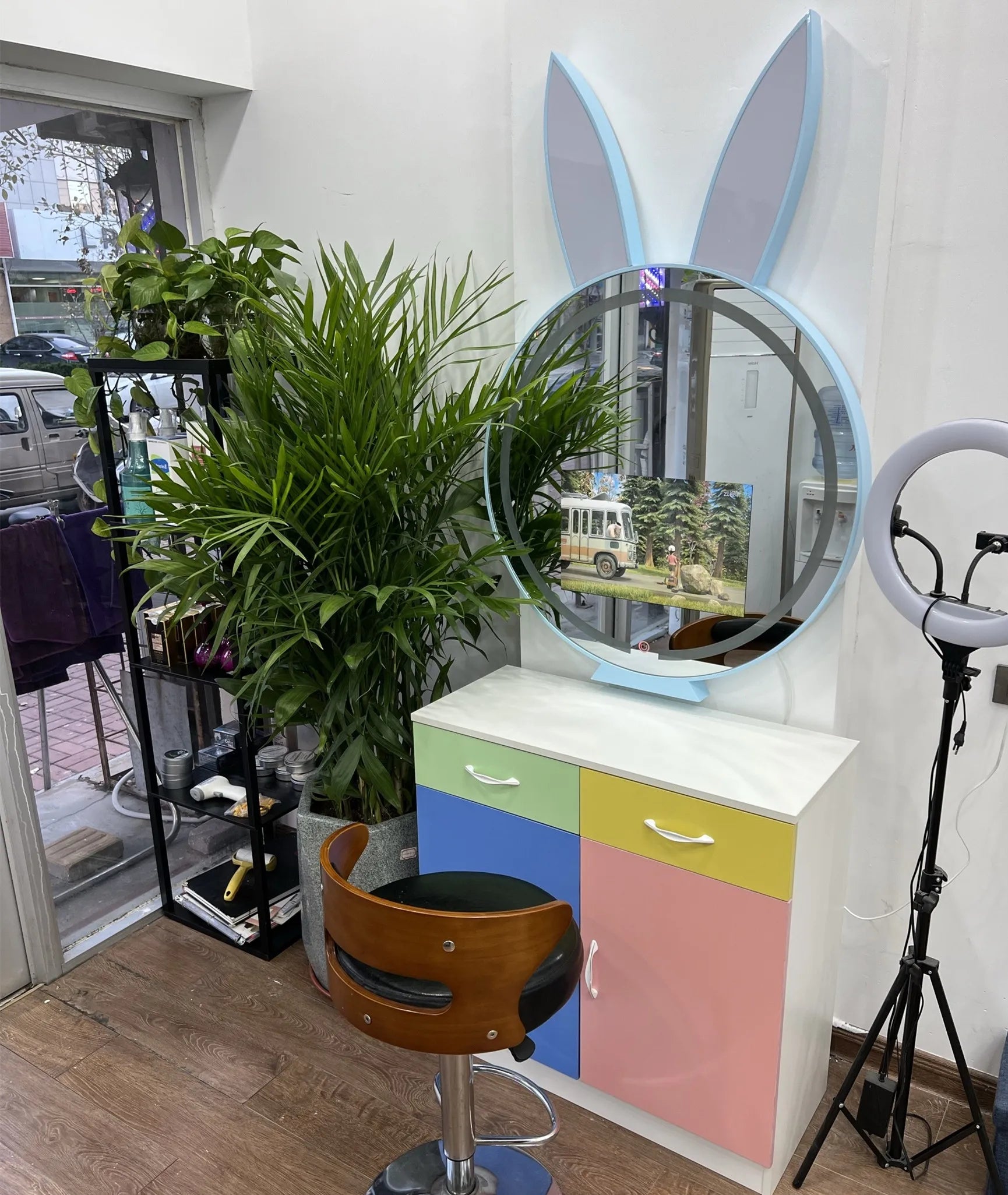 Android Smart TV Children's Barbershop Mirror Platform Hair Cut Hair Floor Mirror