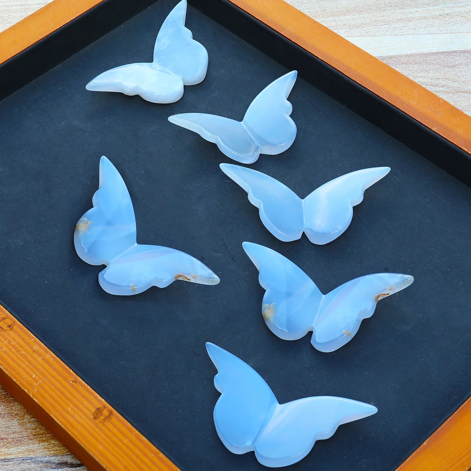 Wholesale Natural Blue Chalcedony 3D Butterfly Wings Gemstone Carving Handmade Sculpture Crystal Healing Stone Love Fashion