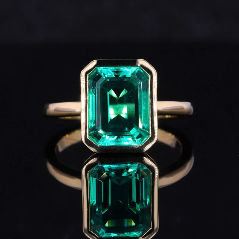 Good Quality Hydrothermal Emerald 8x10mm Emerald Cut 14k Yellow Solid Gold Woman Ring