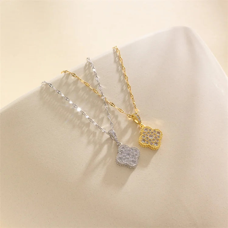 Wholesale New Women Luxury Stainless Steel 18k Gold Plated Necklace Luxury Diamond Flower Necklace