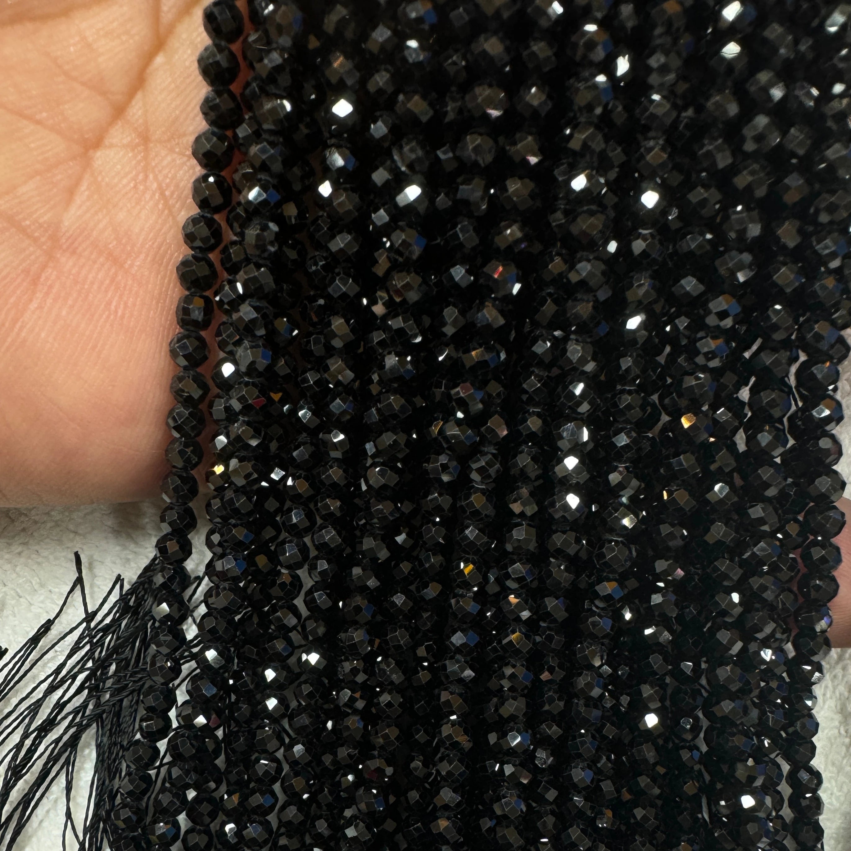 HOT Selling 2mm 3mm 4mm Shiny Natural Faceted Black Spinel Gemstone Beads for Jewelry Making