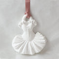 Factory Wholesale Luxury Home Hanging Wardrobe Air Freshener Scented Ceramic Flower Porcelain Essential Oil Fragrance Diffuser