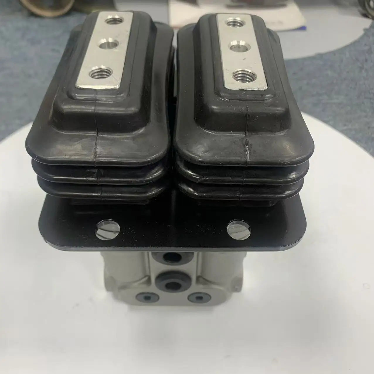 construction machinery parts 3100414 E320D  323D 324D  325D VALVE GP-PILOT Motor 310-0414