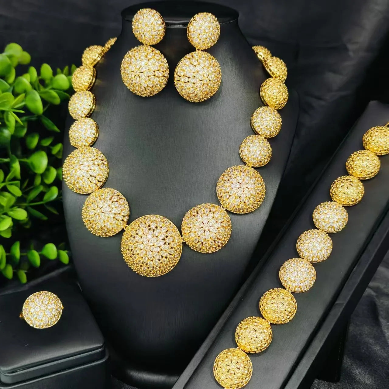 Dubai Fashion Jewelry Sets African Bridal Wedding Gifts Party for Women Necklace Bracelet Earrings Ring Set Jewellery