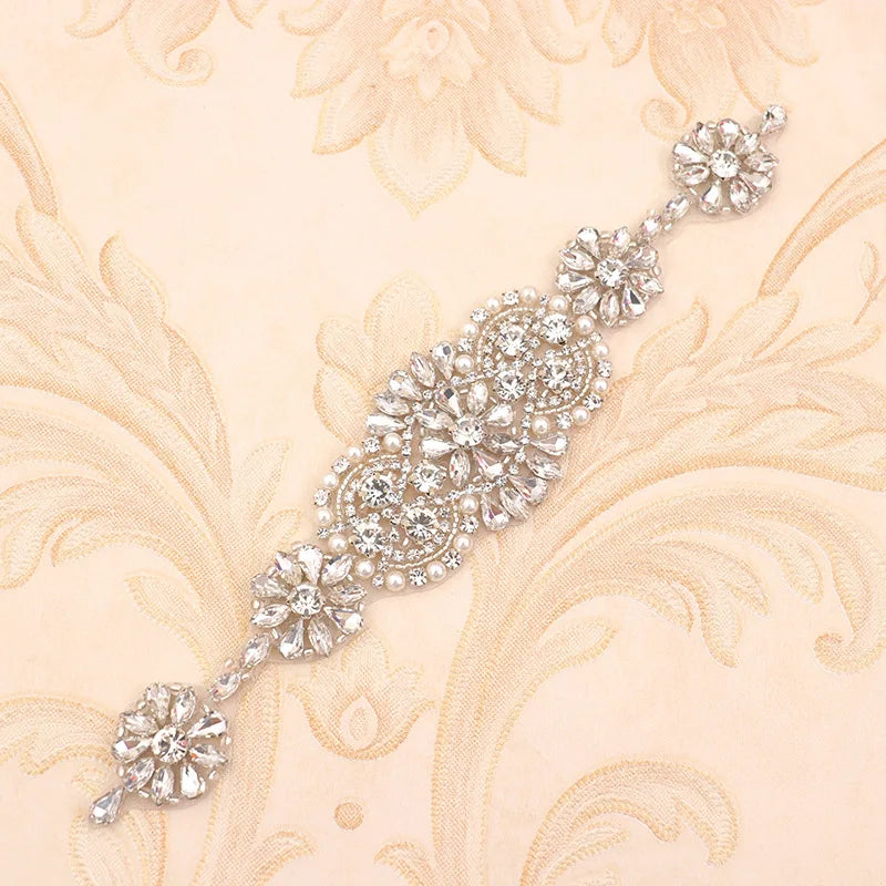 New Arrival Beaded Crystal Rhinestone Bodice Applique Patches Pearl Rhinestone Applique for Wedding Dress Clothing