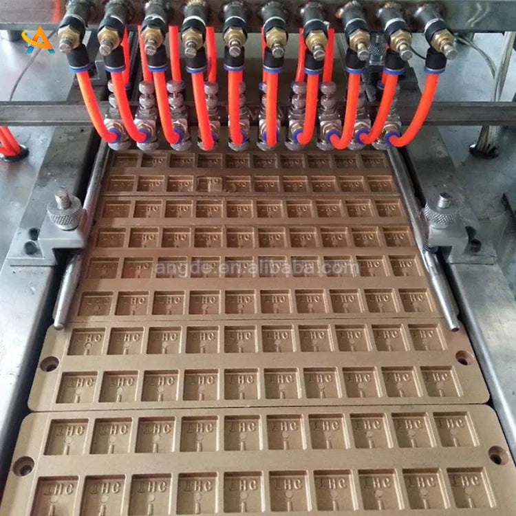 Small Gummy Candy Making Machine Bear Model Candy Depositing Machine