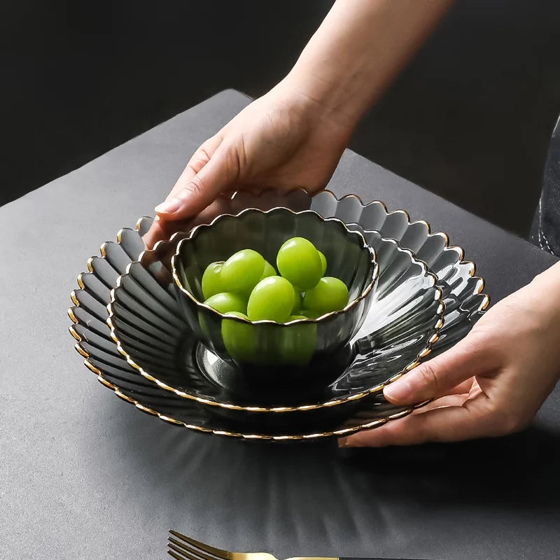 Wholesale Stock Eco-Friendly Custom Color Glass Charger Plate Bowl Set with Gold Rim for Party Use