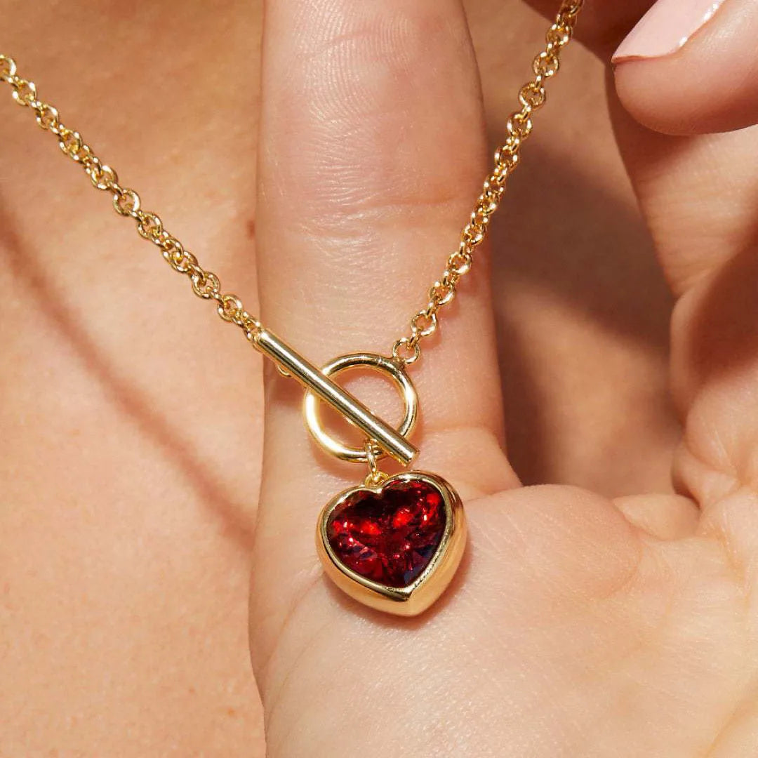 Europe INS Vintage Gold Plated Stainless Steel Jewelry Red Crystal Heart Shape Pendant Necklace for Women Girls