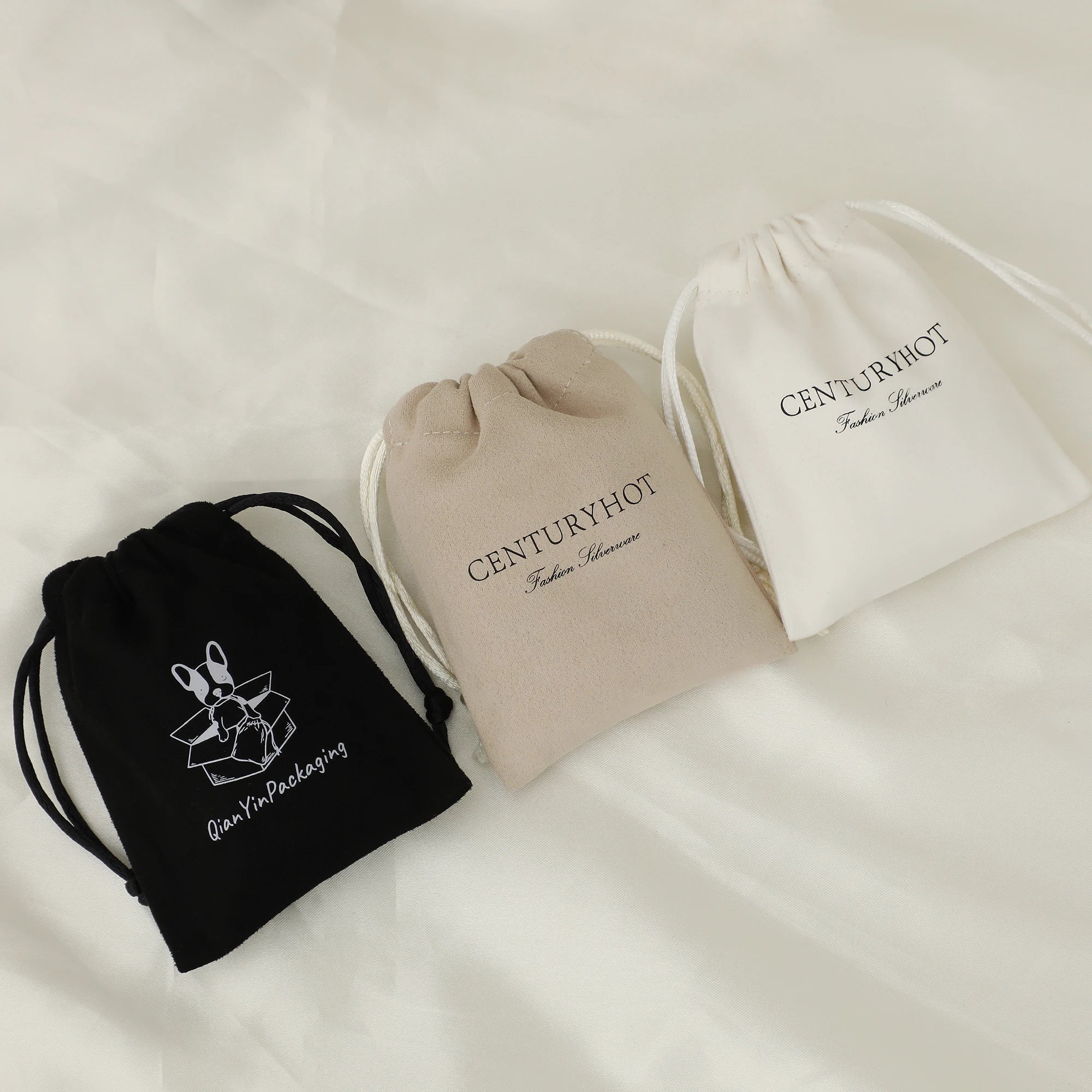 Custom  Suede Jewelry Packaging Bag Black Drawstring Packing Bags  Personalized Jewelry NecklaceBracelet Ring Bag With Logo