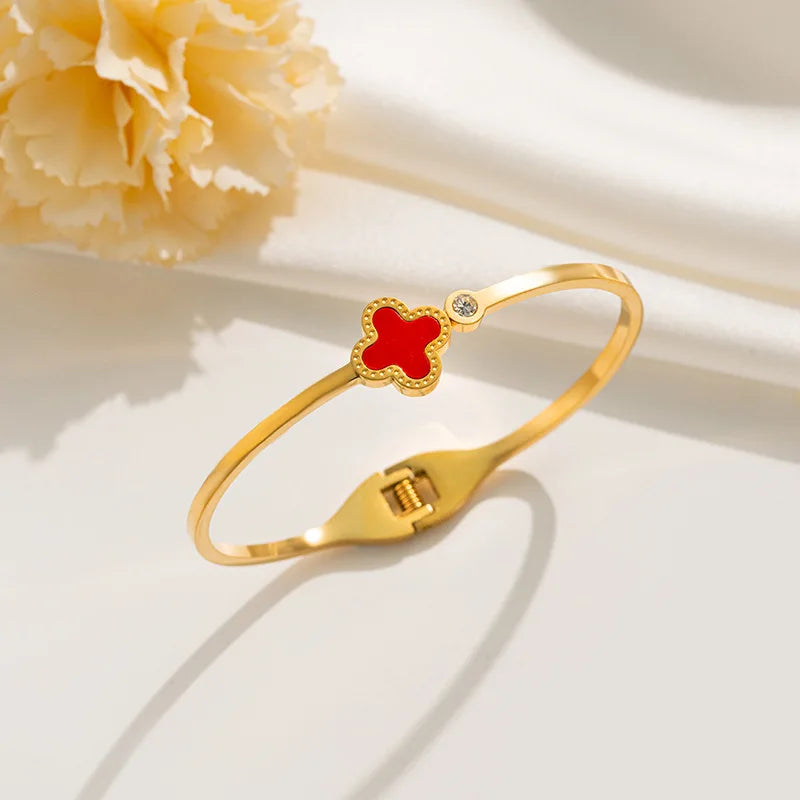 Cheap Trendy Gold Plated Zircon Stainless Steel Channel Set Clover Chunky Bangles Bracelet for Women's Anniversary