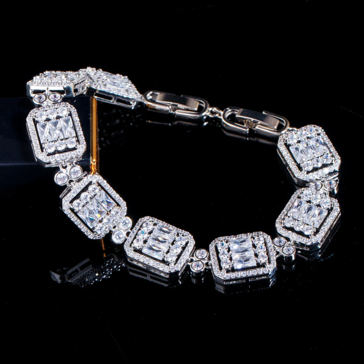 New Arrivals Trendy CZ Jewelry Square Shaped White Gold Plated Cubic Zirzonia Dating Bracelets for Women Sister Birthday Gifts