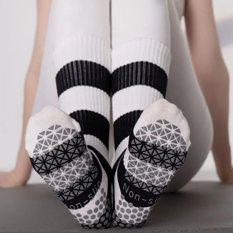 Wholesale Custom Mid Calf Cotton Striped Anti-Slip Grip White Pilates Yoga Socks for Women Youth